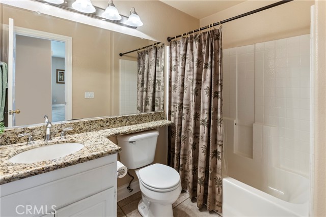 8880 Stony Brook Circle, Riverside CA: https://media.crmls.org/medias/e13b8721-f96a-4319-9b17-33ad435d15e5.jpg