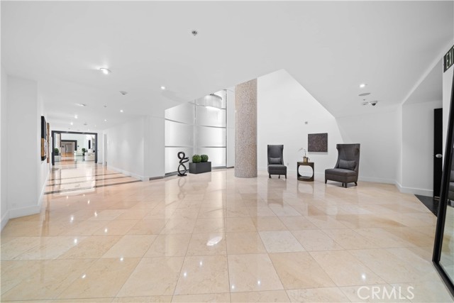 3131 Michelson Drive, Irvine CA: https://media.crmls.org/medias/e13c500b-11ec-4fda-81bb-f27d589d3f25.jpg