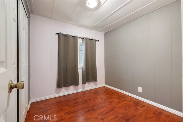 780 E 9th St, San Bernardino CA: https://media.crmls.org/medias/e13cd705-3d34-42b1-86ee-27b7acb27a13.jpg