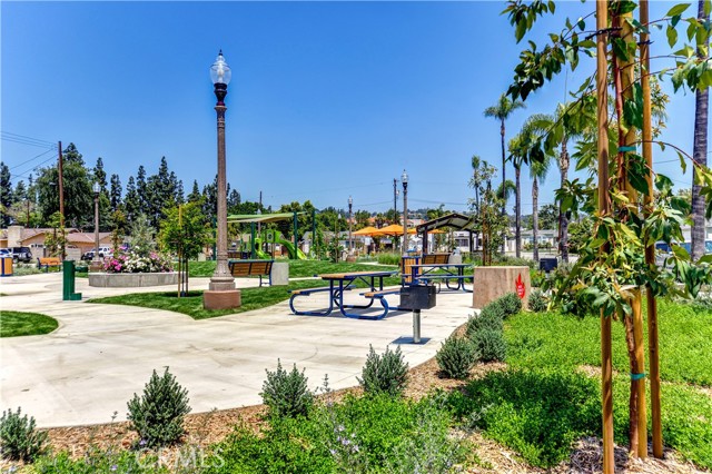 500 Park Place, La Habra CA: https://media.crmls.org/medias/e13f308c-74bd-48be-84ec-cc73e205c391.jpg