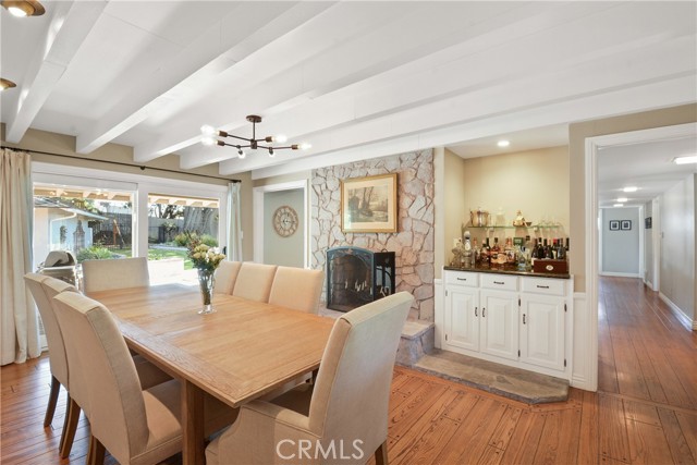 Image 4 of 27 For 9626 La Alba