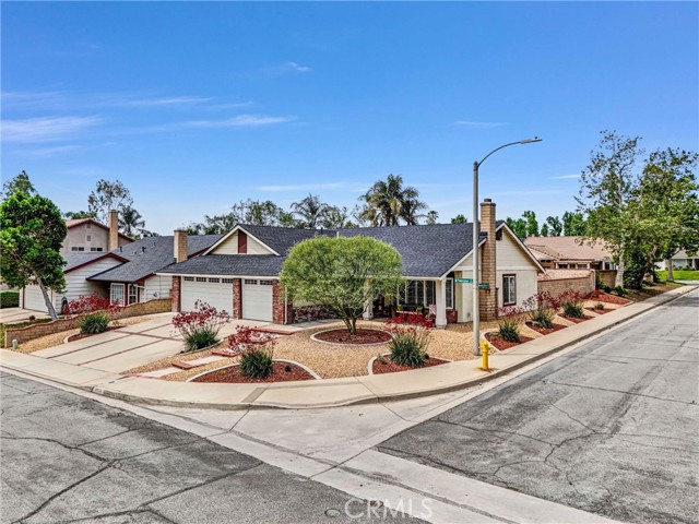 Detail Gallery Image 2 of 36 For 6558 Twinspur Pl, Rancho Cucamonga,  CA 91739 - 3 Beds | 2 Baths