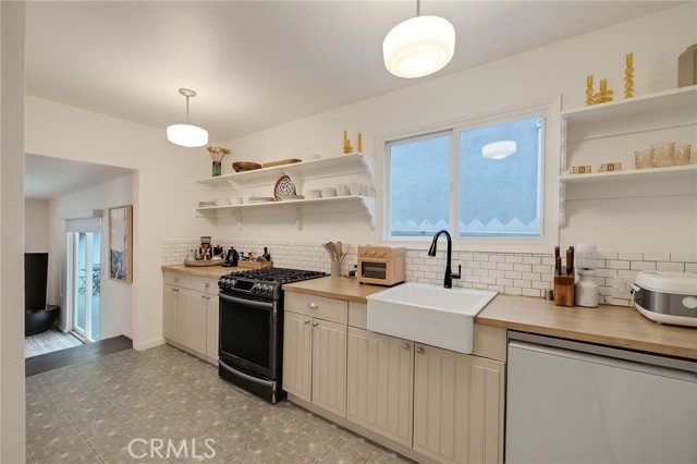 Detail Gallery Image 13 of 40 For 1706 Carver St, Redondo Beach,  CA 90278 - 3 Beds | 2 Baths