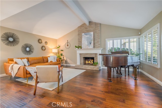 1525 Havasu Pl, Placentia CA: https://media.crmls.org/medias/e1418cab-4dc9-4598-9c9c-5edc2d1c2d34.jpg