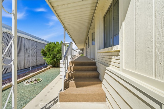 Detail Gallery Image 4 of 38 For 30856 Palmetto Palm Ave, Homeland,  CA 92548 - 2 Beds | 2 Baths