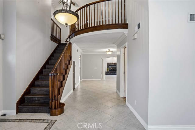 Image 5 of 62 For 6568 Balzac Circle