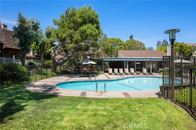 4320 Glencoe Avenue, Marina del Rey CA: https://media.crmls.org/medias/e142a973-9583-4944-8579-0dfec6d14960.jpg
