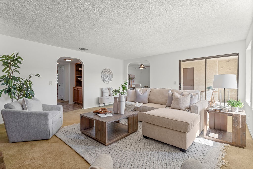 Detail Gallery Image 2 of 46 For 1150 W 13th St #204,  San Pedro,  CA 90731 - 2 Beds | 2 Baths
