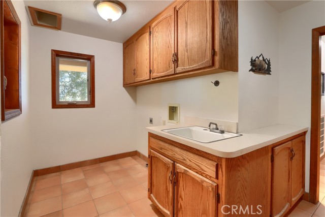 5857 Allred Road, Mariposa CA: https://media.crmls.org/medias/e14319a2-517f-4227-91a2-c484bee982c6.jpg