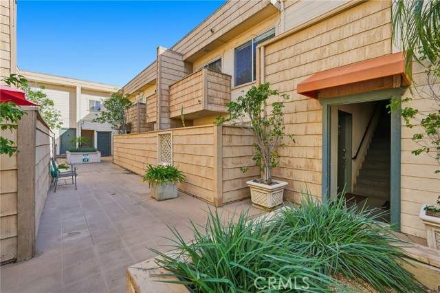 Detail Gallery Image 2 of 28 For 9900 Jordan Ave #62,  Chatsworth,  CA 91311 - 2 Beds | 2 Baths