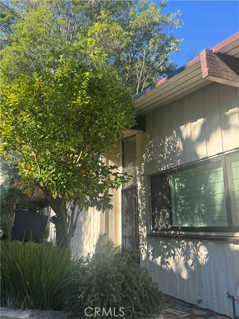 Detail Gallery Image 41 of 47 For 11551 Decente, Studio City,  CA 91604 - 2 Beds | 2 Baths