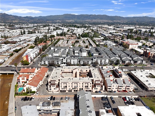 Detail Gallery Image 47 of 50 For 21040 Parthenia #25,  Canoga Park,  CA 91304 - 2 Beds | 2/1 Baths