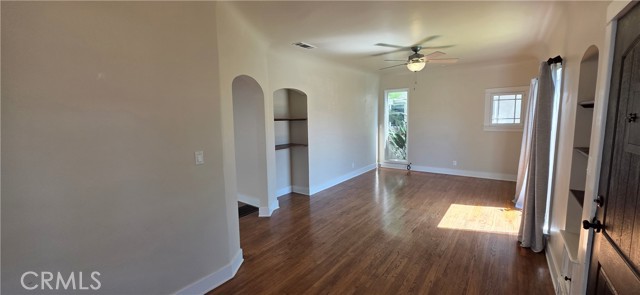 Detail Gallery Image 4 of 35 For 225 Saint Joseph Ave, Long Beach,  CA 90803 - 2 Beds | 1 Baths
