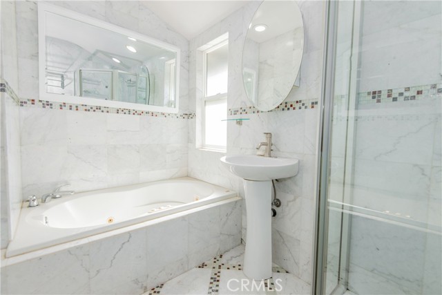 4602 Hurford Terrace, Encino CA: https://media.crmls.org/medias/e145a115-6816-4e81-baad-d3b0efef9b78.jpg