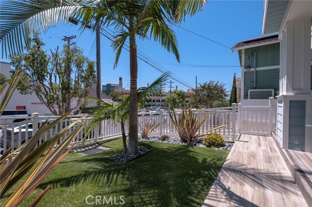 530 Francisca Avenue, Redondo Beach, California 90277, 4 Bedrooms Bedrooms, ,4 BathroomsBathrooms,Residential,For Sale,Francisca,SB25033135