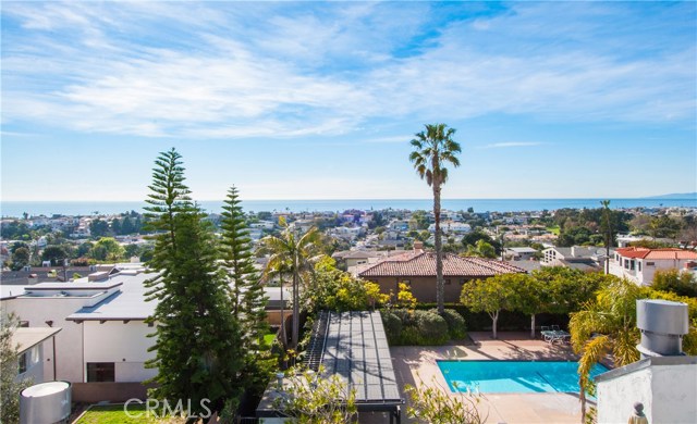 736 Gould Avenue, Hermosa Beach, California 90254, 2 Bedrooms Bedrooms, ,2 BathroomsBathrooms,Residential,Sold,Gould,SB17043140