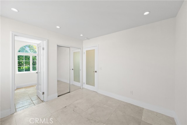 3856 Vista Linda Drive, Encino CA: https://media.crmls.org/medias/e14632ae-68fa-41bd-aef4-4af1f99f9f81.jpg