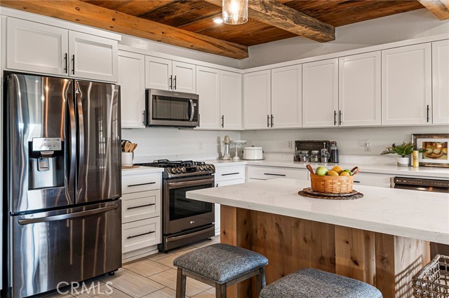 Detail Gallery Image 13 of 72 For 9720 Highway 99e, Los Molinos,  CA 96055 - 4 Beds | 2/1 Baths