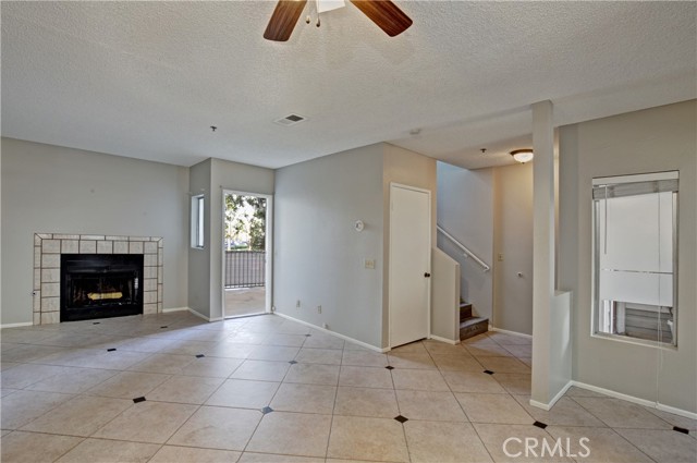 Detail Gallery Image 9 of 25 For 260 Victoria St #32,  Costa Mesa,  CA 92627 - 2 Beds | 2/1 Baths