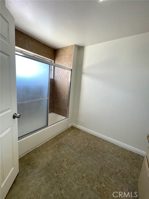 Detail Gallery Image 26 of 40 For 14506 S Berendo Ave #C,  Gardena,  CA 90247 - 3 Beds | 2/1 Baths