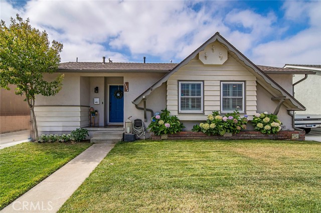 Image 3 for 11344 213th St, Lakewood, CA 90715