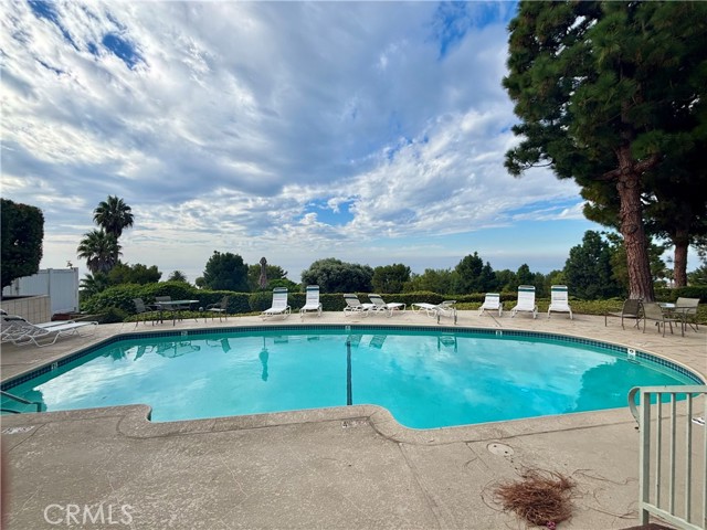 2235 W 25th Street, San Pedro CA: https://media.crmls.org/medias/e147bcb8-684e-47b0-ae78-0eee939ffb68.jpg