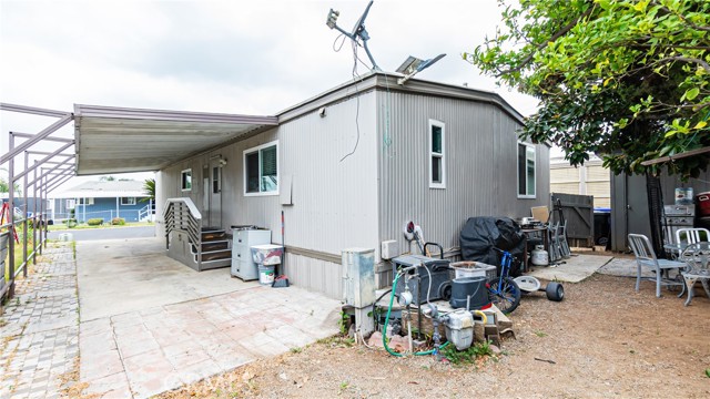 4041 Pedley Road, Jurupa Valley CA: https://media.crmls.org/medias/e1481faa-22ac-4fe9-bf52-e32a9f6464e6.jpg
