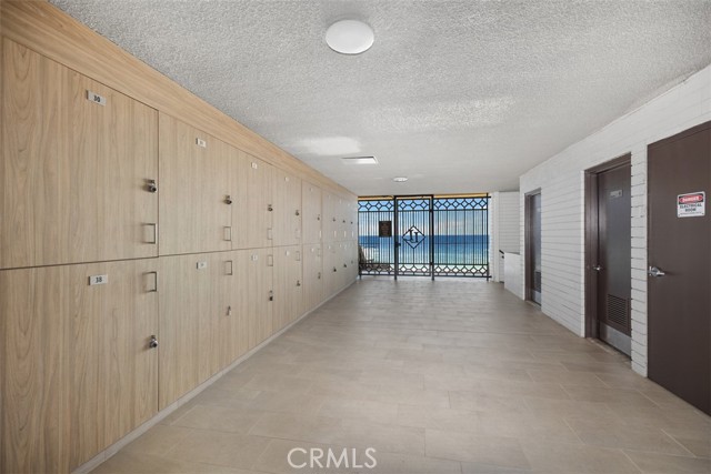 31755 Coast, Laguna Beach CA: https://media.crmls.org/medias/e1483767-676e-4247-a58f-acab532f9927.jpg