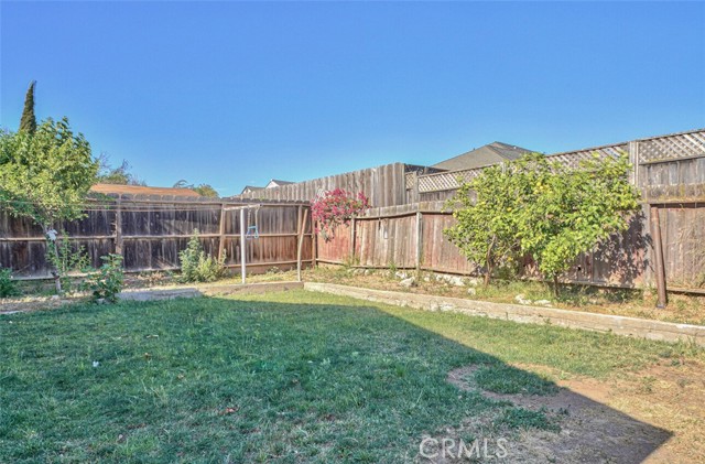 140 Inca Drive, Soledad CA: https://media.crmls.org/medias/e148a533-d4d5-4e23-9fbc-9893b25e3258.jpg