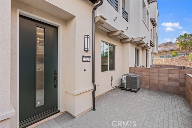 32024 Paseo Rama, San Juan Capistrano CA: https://media.crmls.org/medias/e148a993-0bac-48dc-bfd2-1c9ab59d2c81.jpg