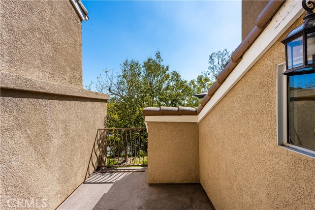 property-img