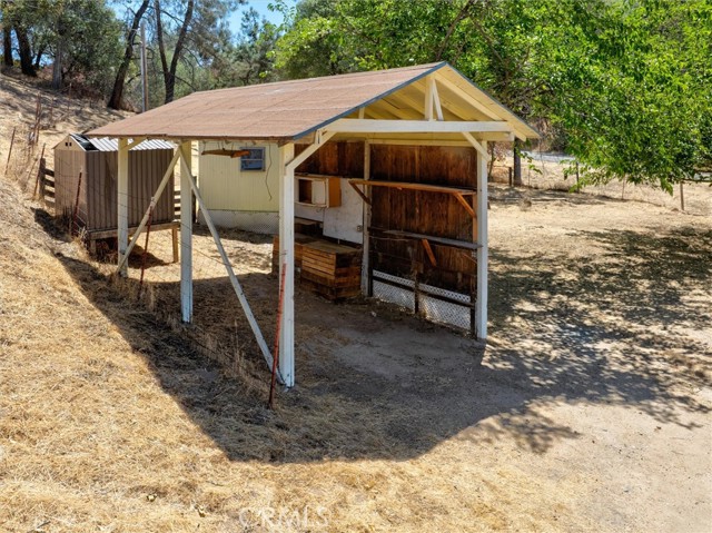 37876 Road 600, Raymond CA: https://media.crmls.org/medias/e148fd13-aa4e-42dd-a57e-291dfbb02e6c.jpg