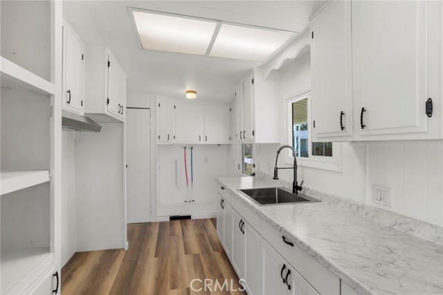 Detail Gallery Image 6 of 28 For 5800 Hamner Ave #301,  Corona,  CA 91752 - 2 Beds | 2 Baths