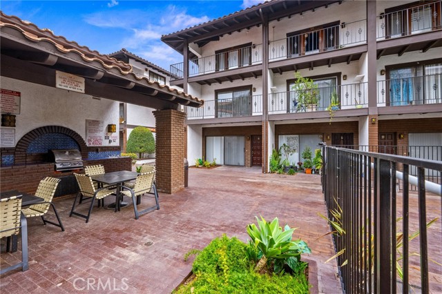 Front Image Thumbnail for CROC25265069