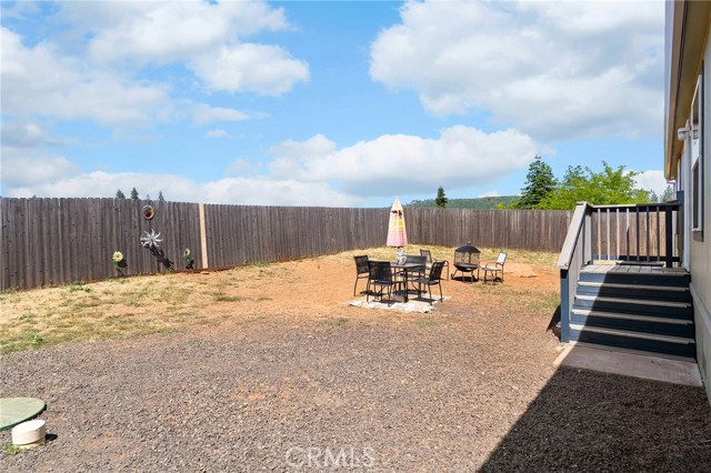 1863 Norwood Drive, Paradise CA: https://media.crmls.org/medias/e14a5627-6946-4daf-9eb8-dadffc1d1ff7.jpg