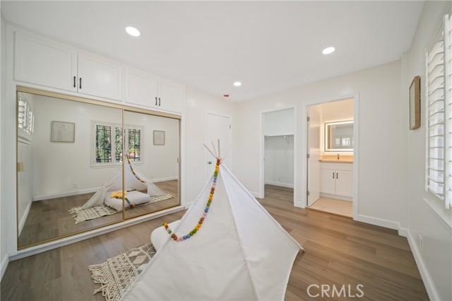 3704 Lorado Way, View Park CA: https://media.crmls.org/medias/e14ae39a-bdd5-4831-af5a-6a49d676c097.jpg