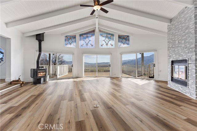 Detail Gallery Image 9 of 48 For 29300 Elkhorn Pl, Tehachapi,  CA 93561 - 4 Beds | 2/1 Baths