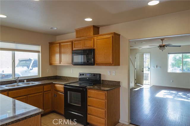 Detail Gallery Image 11 of 53 For 4376 Mathias Way, Merced,  CA 95348 - 3 Beds | 2/1 Baths