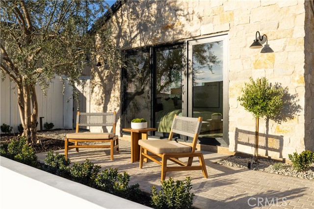 Detail Gallery Image 42 of 50 For 1524 Dolphin Ter, Corona Del Mar,  CA 92625 - 3 Beds | 3/1 Baths