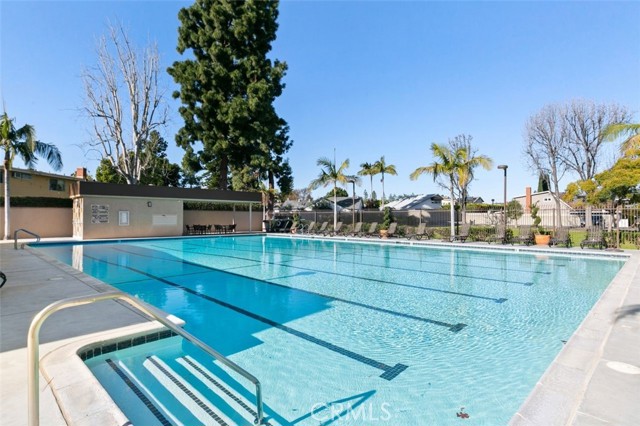 Detail Gallery Image 34 of 46 For 1691 Green Meadow Ave, Tustin,  CA 92780 - 6 Beds | 4 Baths