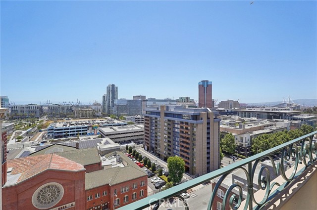 Detail Gallery Image 19 of 31 For 315 W 3rd St #305,  Long Beach,  CA 90802 - 1 Beds | 1 Baths