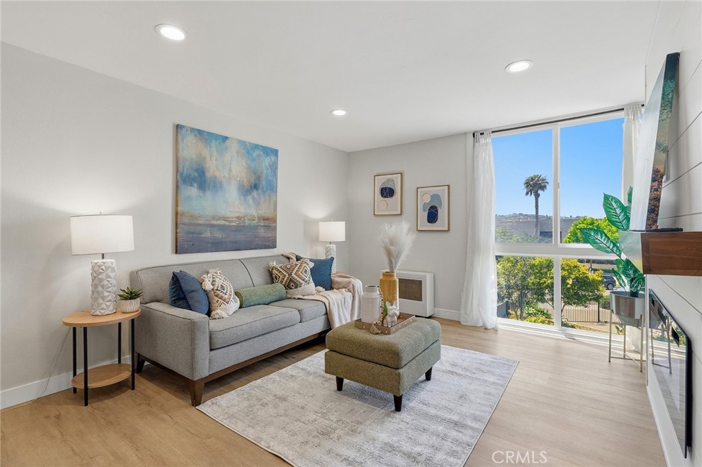 3050 Rue Dorleans - photo 2