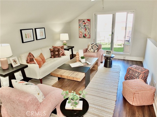 4138 E Mendez Street, Long Beach CA: https://media.crmls.org/medias/e152a4ae-7a8a-4bdf-a965-243daee5d02d.jpg