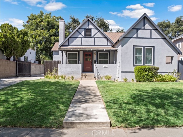 1857 Casa Grande St, Pasadena, CA 91104