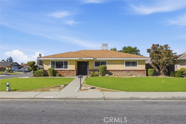 Detail Gallery Image 14 of 46 For 2505 Courtleigh, Bakersfield,  CA 93309 - 3 Beds | 2 Baths