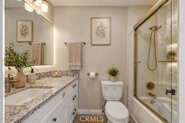 Detail Gallery Image 10 of 18 For 1304 Stanley #10,  Glendale,  CA 91206 - 3 Beds | 2 Baths