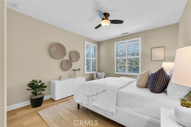 Detail Gallery Image 5 of 74 For 36 Royal Grove, Irvine,  CA 92620 - 4 Beds | 4 Baths