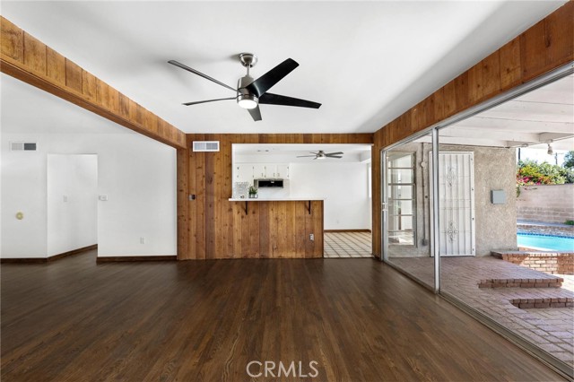 Detail Gallery Image 9 of 44 For 15030 Astoria St, Sylmar,  CA 91342 - 3 Beds | 2 Baths