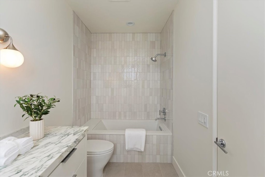 MLS #IV25270073 image #36