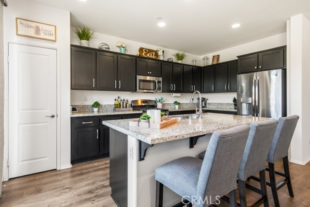 8276 Camino Alto Dr, Riverside, CA 92504 photo 8
